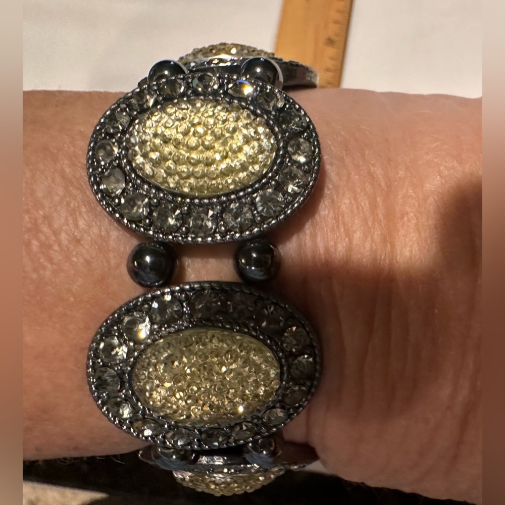 Lovely Dark Rhinestone‎ and Marcasite Style Bracelet
